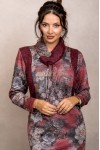 Rochie midi Galia din tricot visiniu cu imprimeu floral, maneca lunga si buzunare